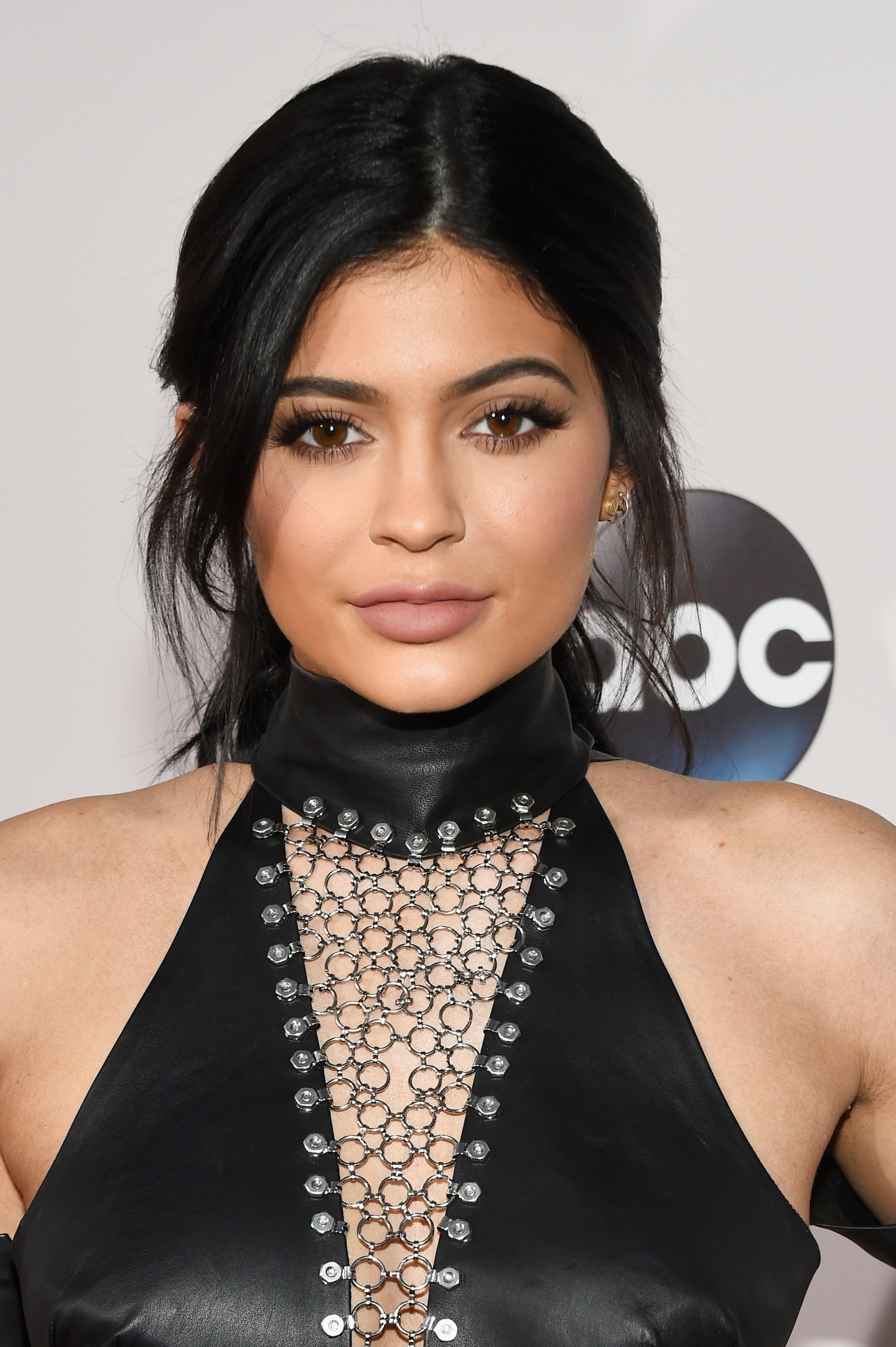 Kylie Jenner plastic surgery timeline - lip fillers, nose job, hair