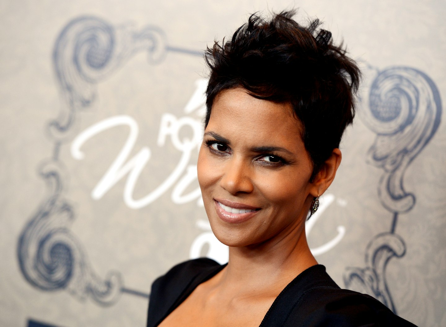 halle berry tousled pixie