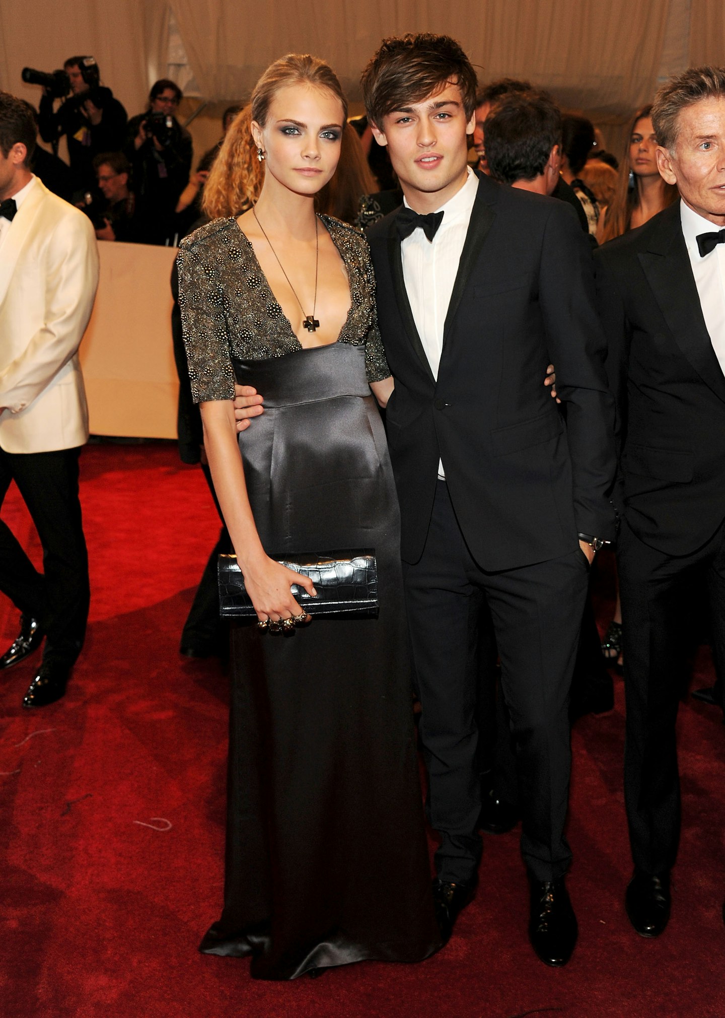 cara delevingne, douglas booth, met gala, red carpet