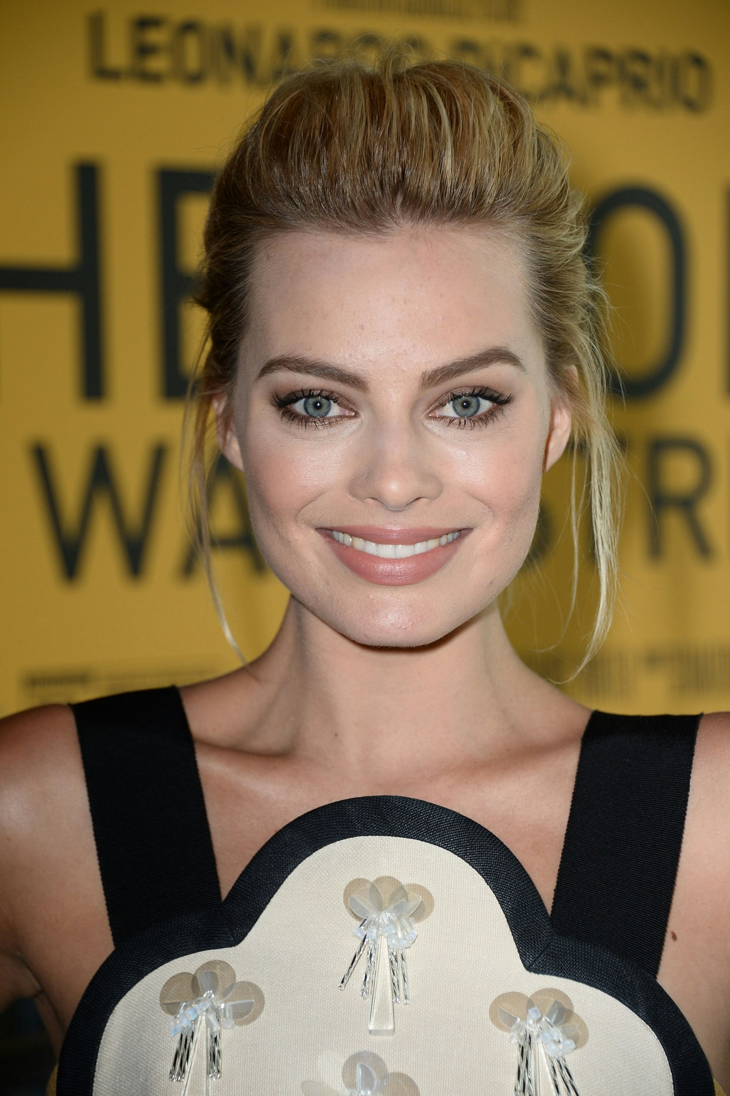 margot robbie hair styles