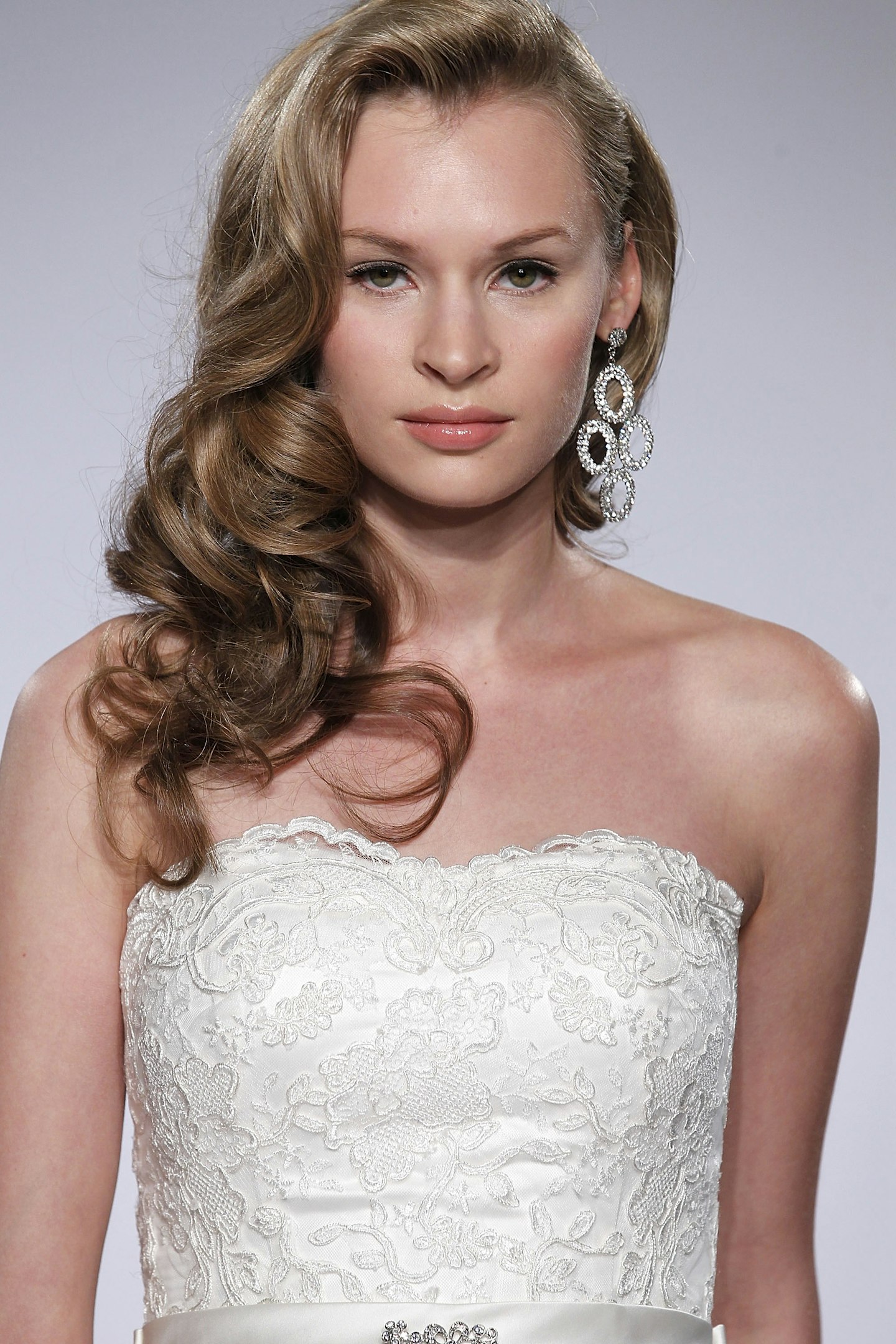 Wedding hairstyle ideas - Bridal hair trends