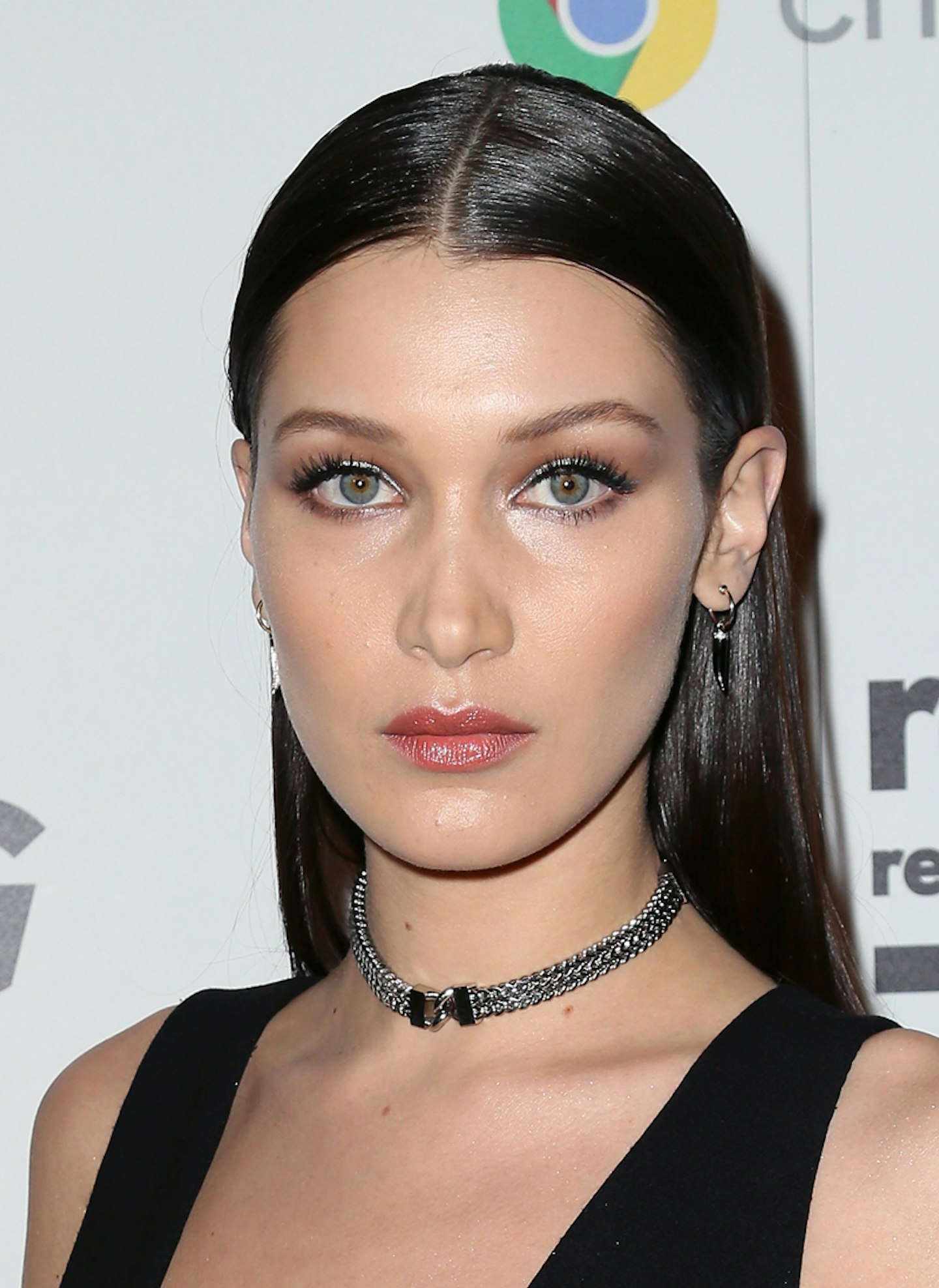 bella hadid beauty hair make up dior best looks gallery model gigi hadid the weeknd model