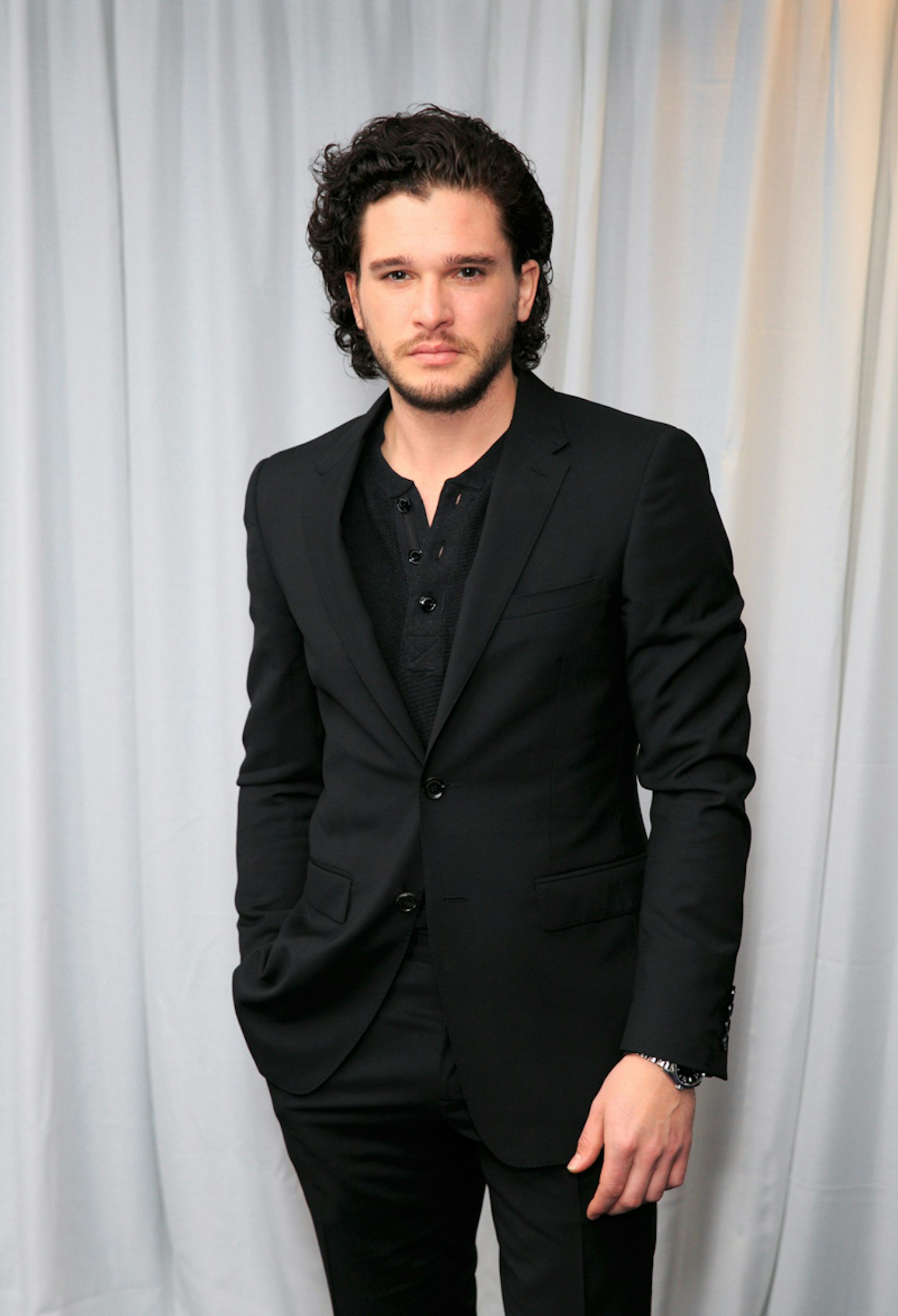 kit harington game of thrones jon snow hair curly curls perm man hot