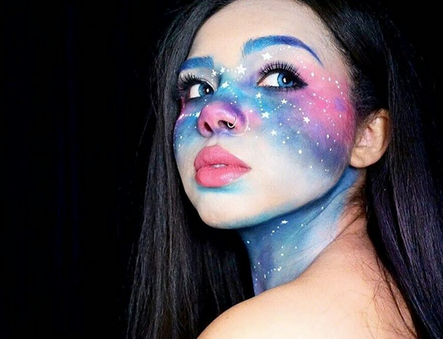 Summer beauty trend: galaxy freckles