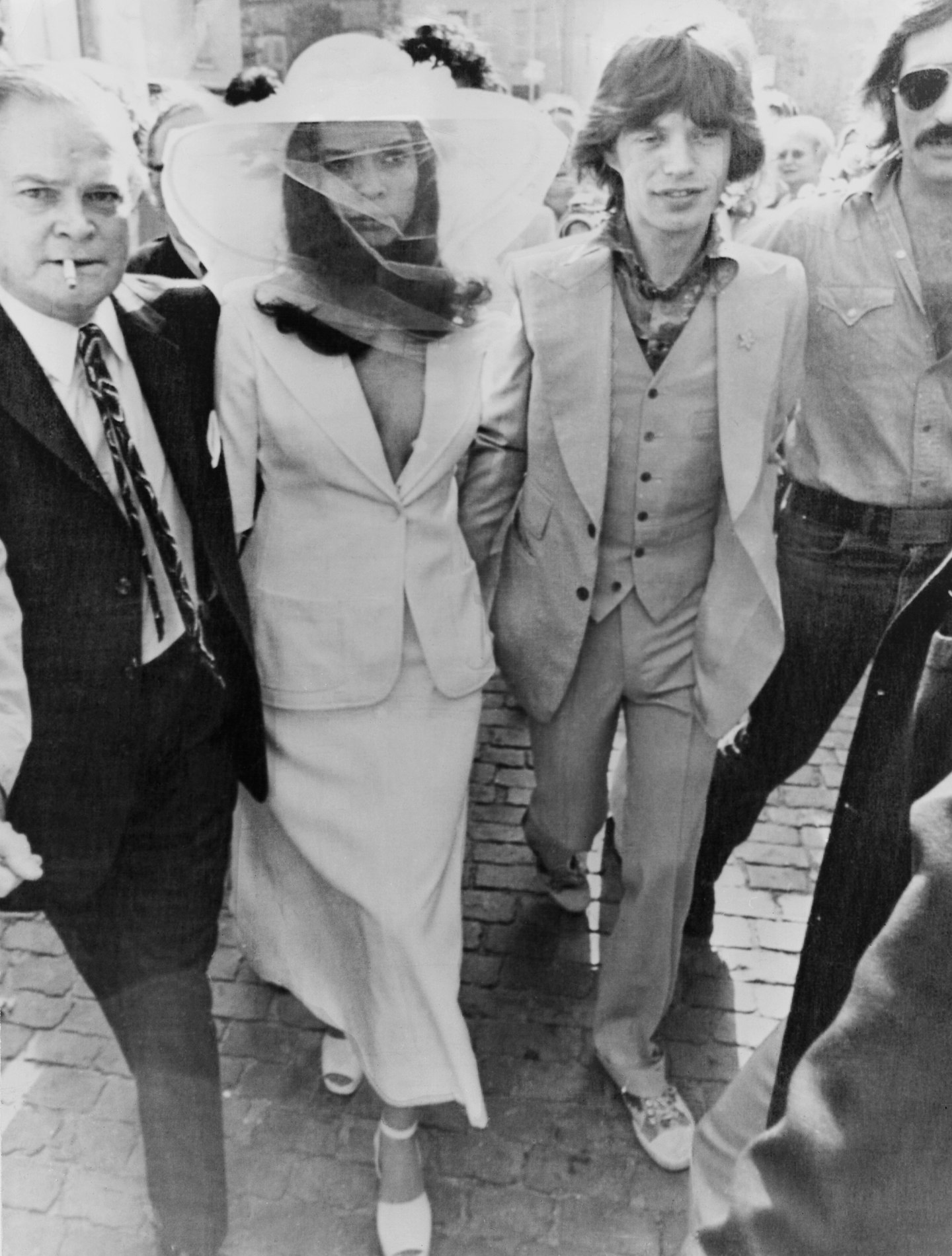 Bianca Jaggeru2019s iconic 1971 YSL wedding suit