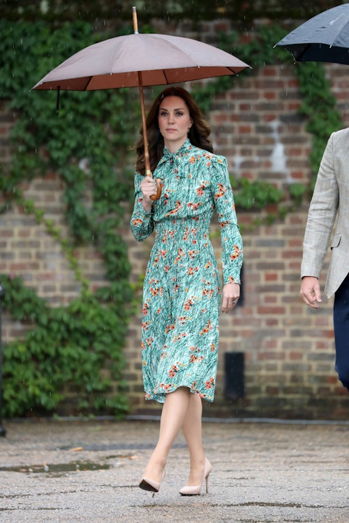 Kate Middleton Wears £ Shoes And £10 Earrings As She's Reunited With  Favourite Stylist | Grazia