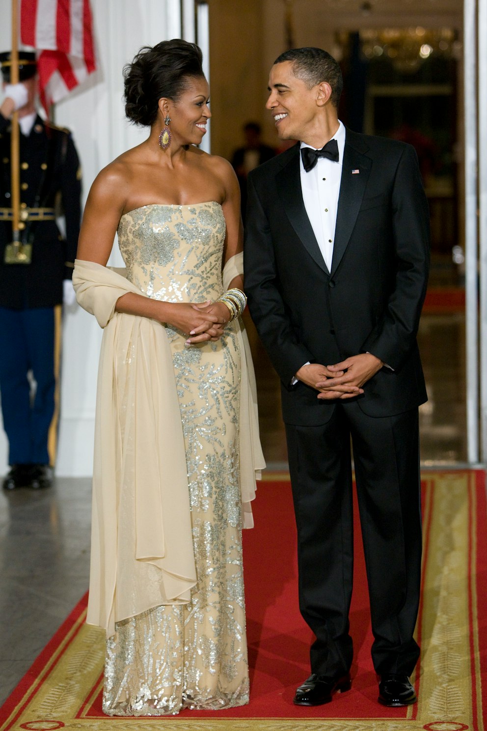 Michelle Obama Finally Reveals What Melania Trump Gave Her In The ...