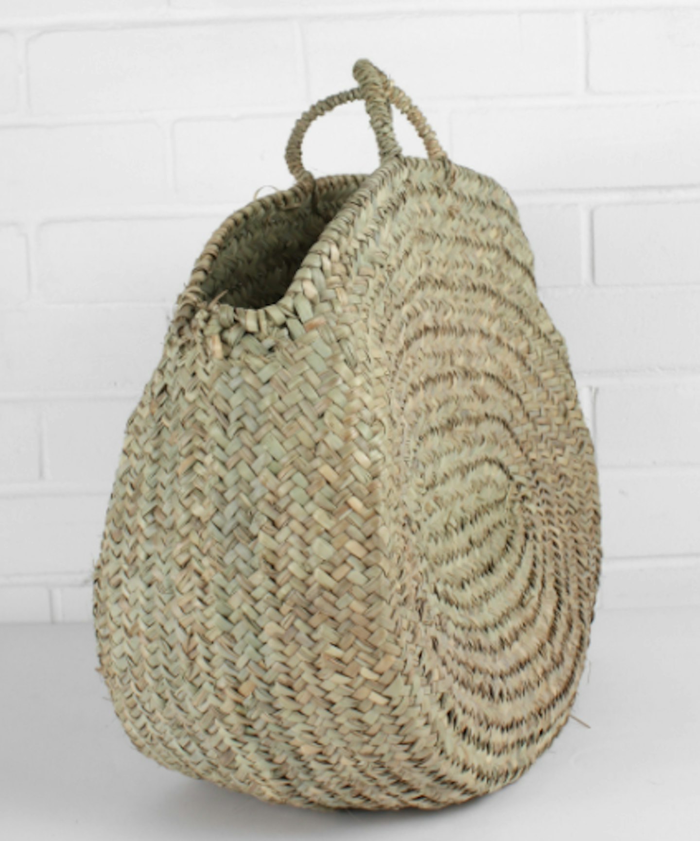 Circle basket bag