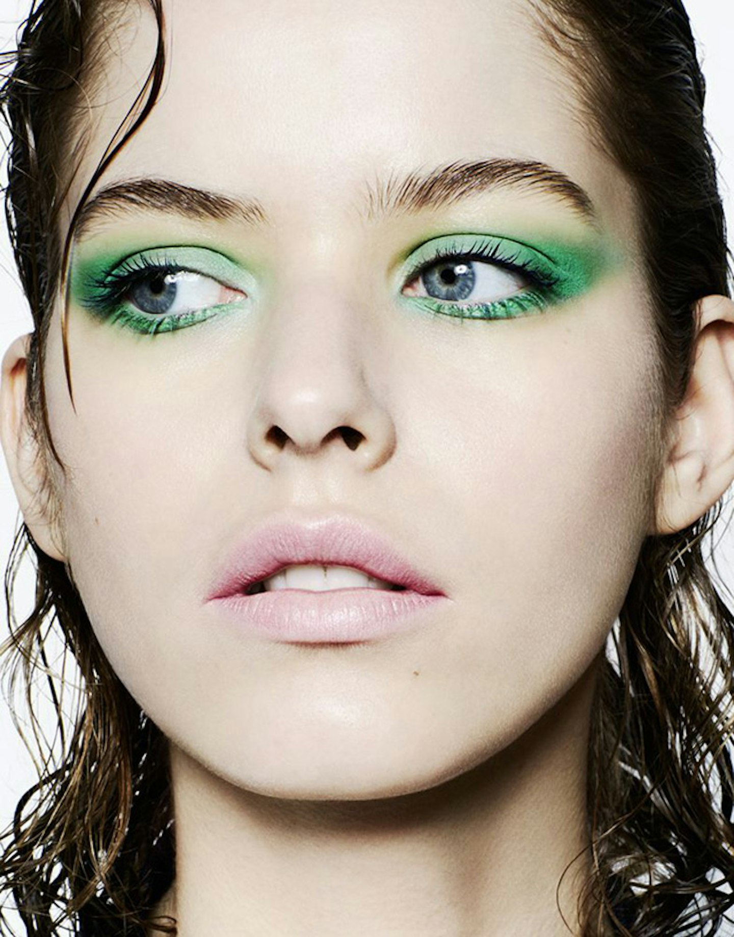 grazia-green-eye-shadow