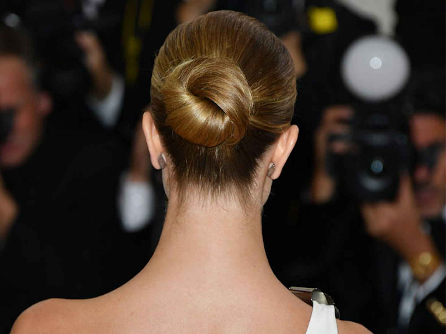 rosie huntington-whiteley hair met gala how to tutorial