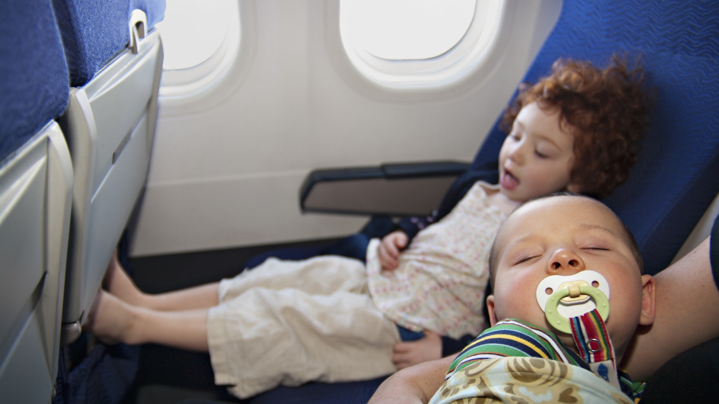 plane kids travel 