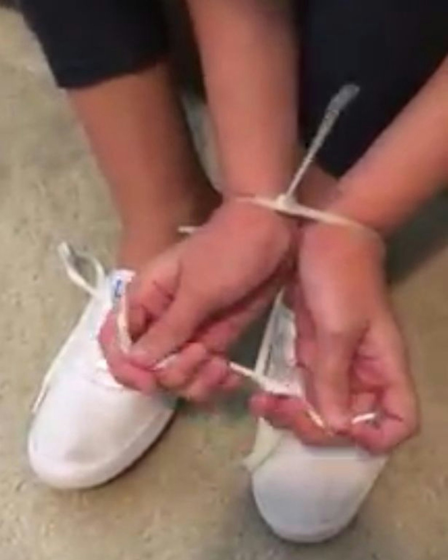 girl escapes kidnap zip tie