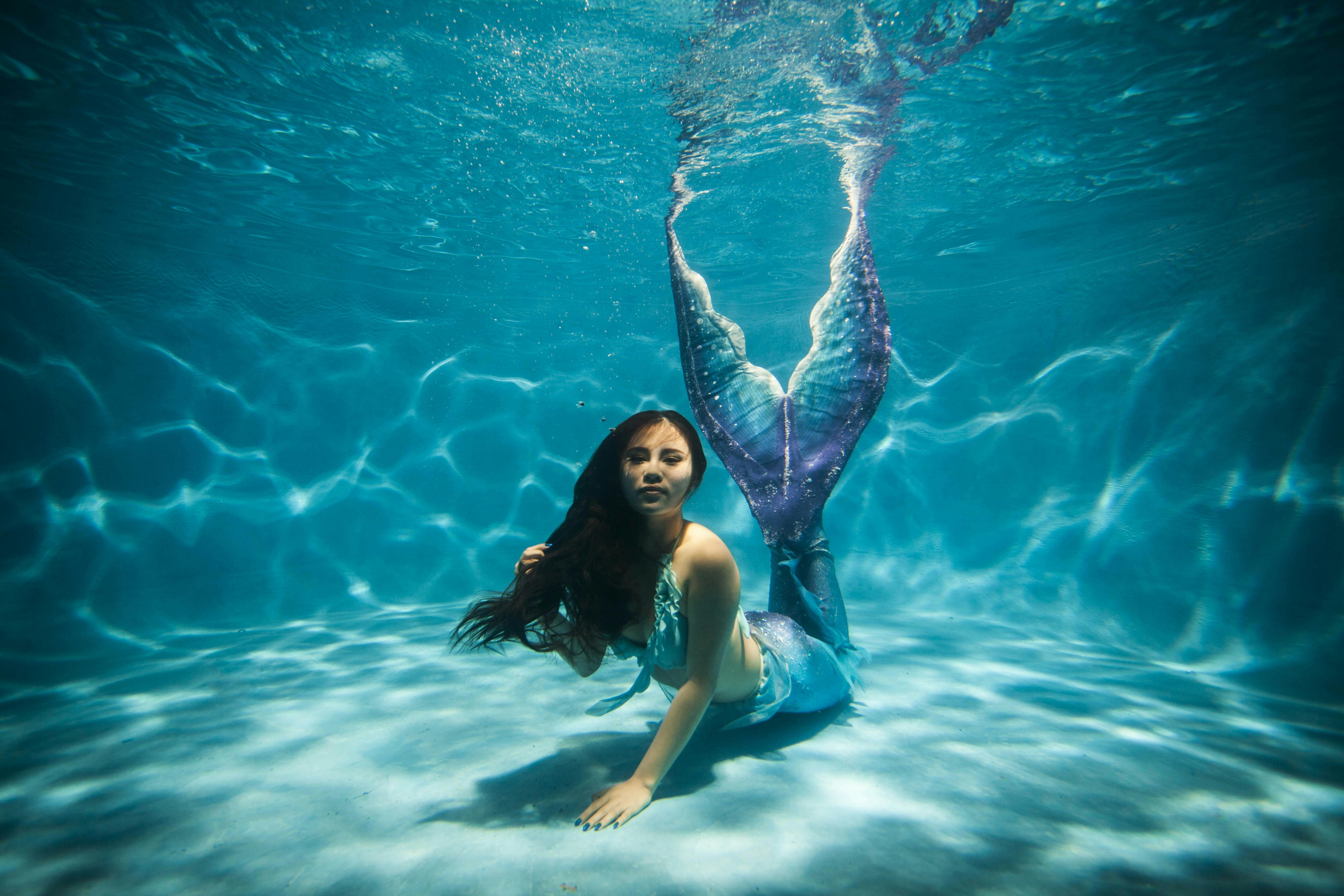 You Can Now Compete In Real Life Mermaid Championships - Grazia