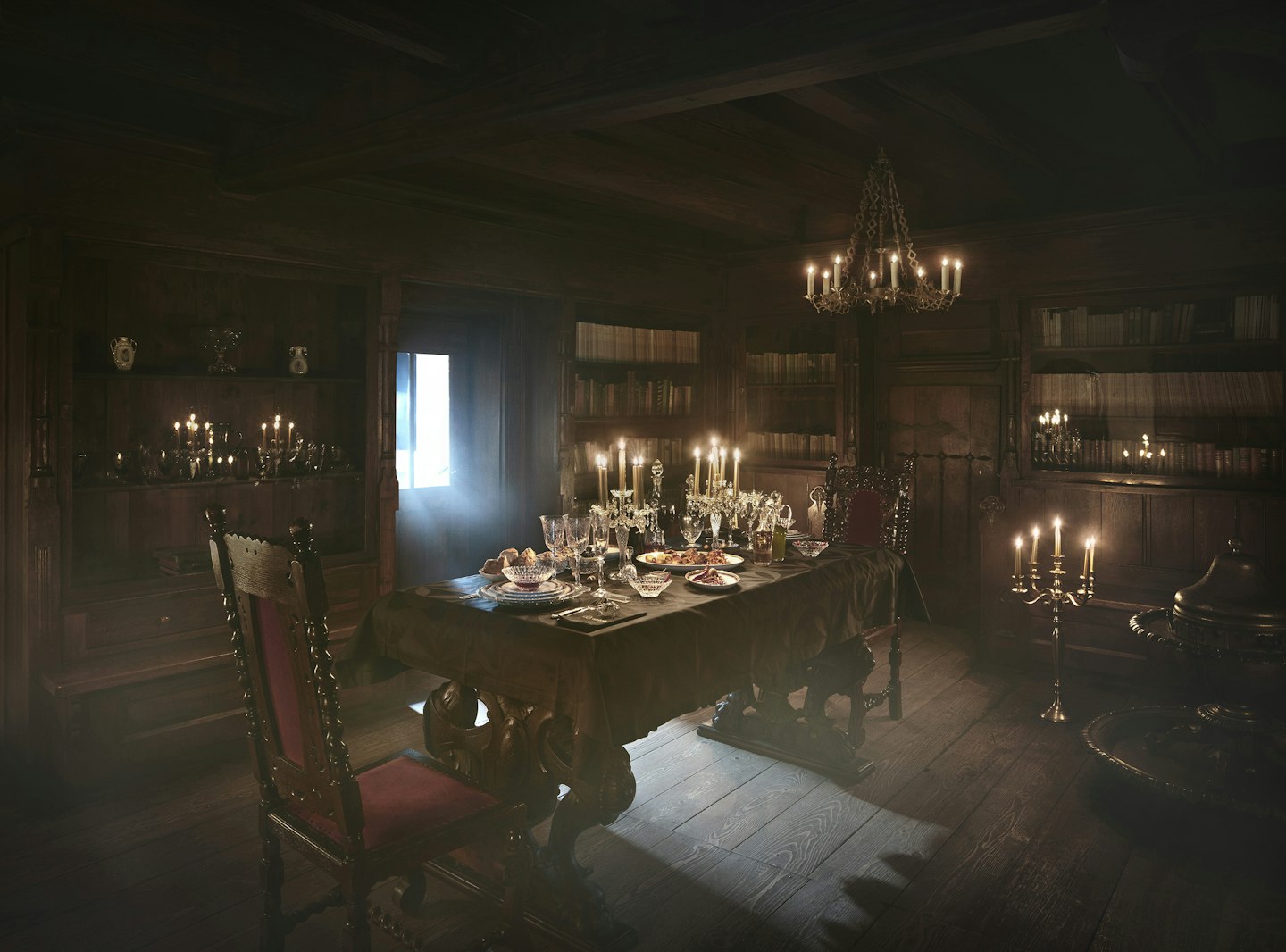 dracula-castle-airbnb