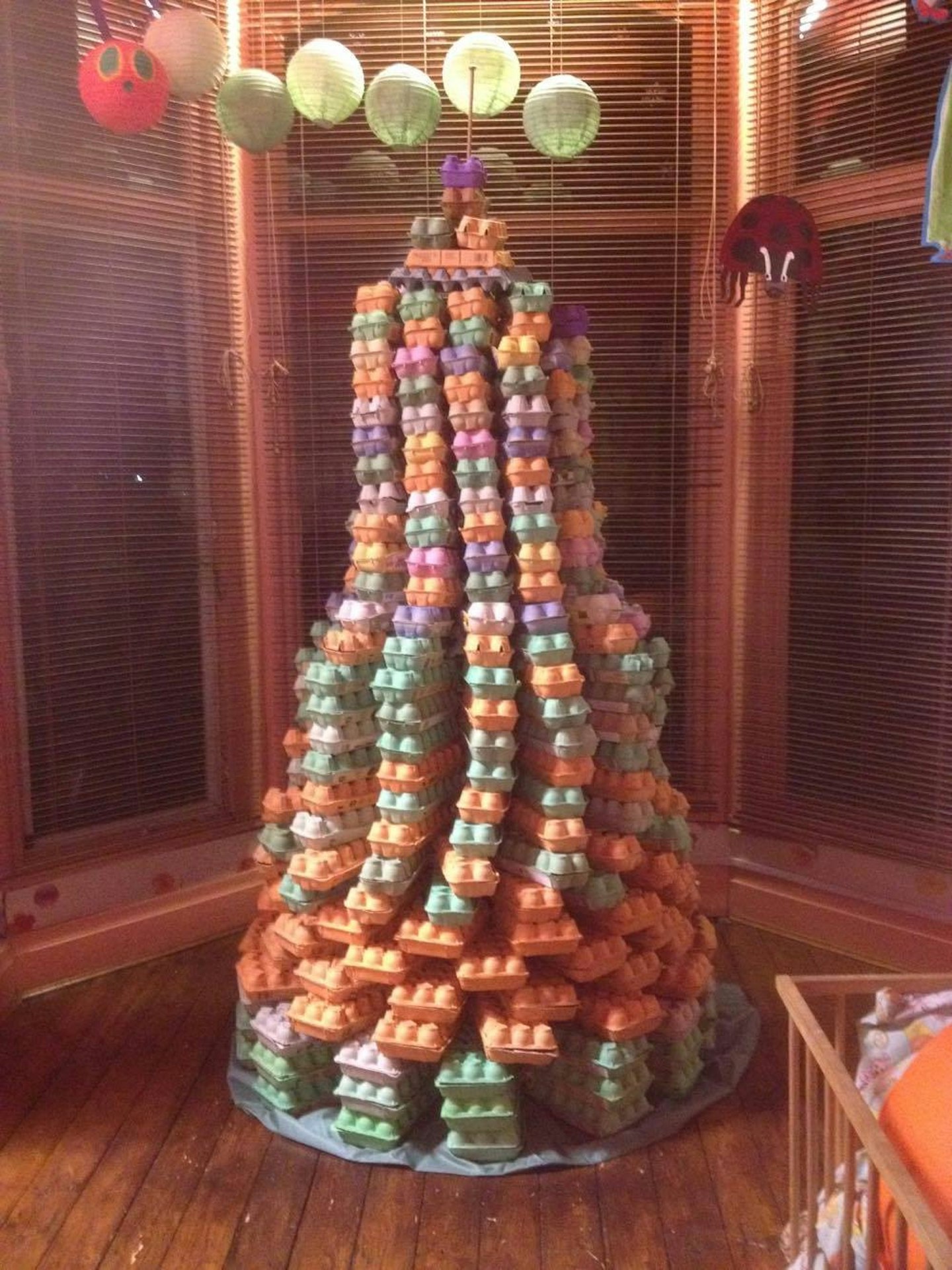 egg box christmas tree