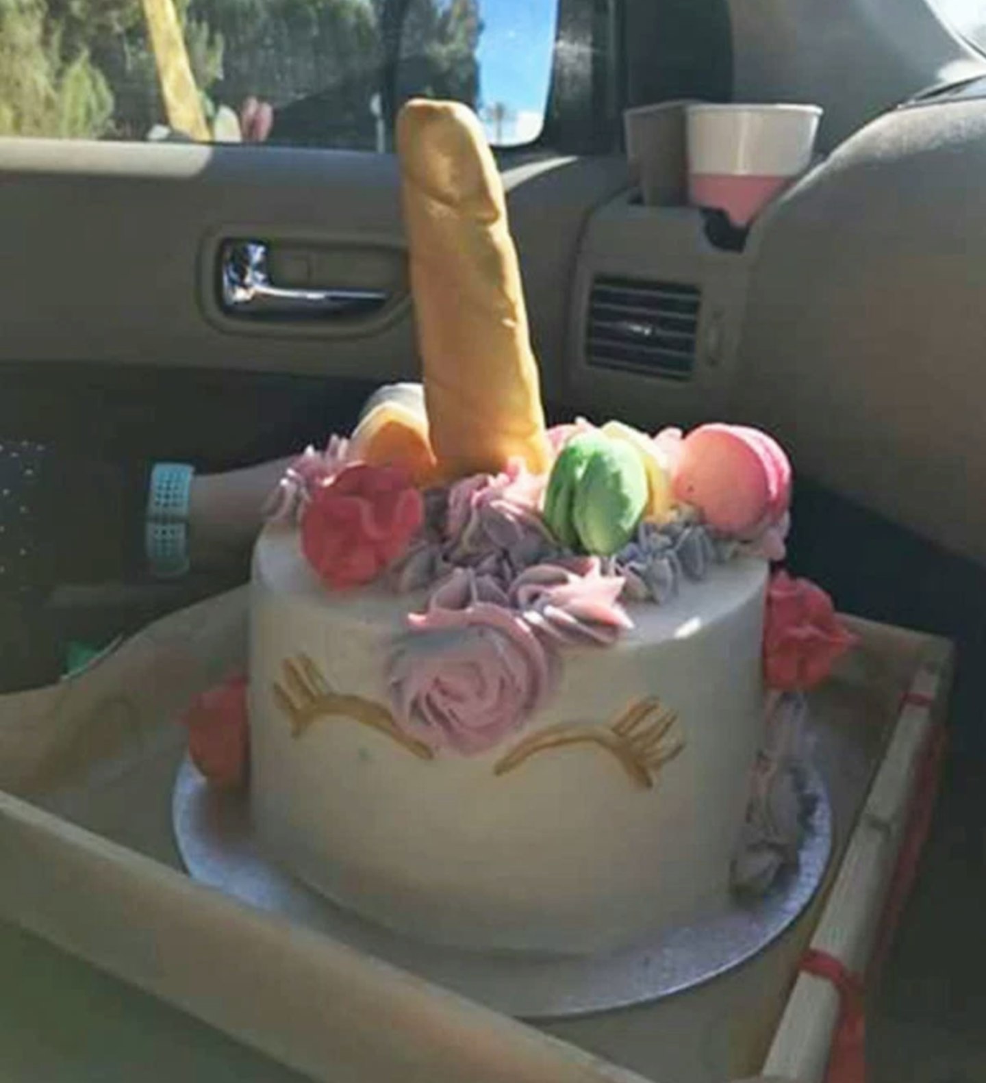 unicorn cake