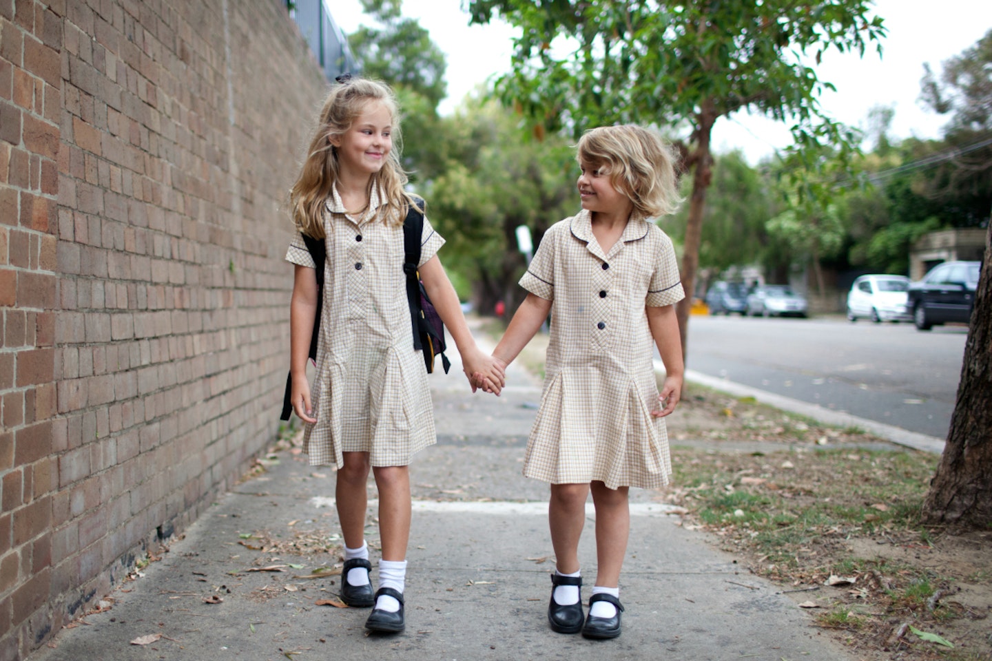 school-girls-children-walking-school-uniform