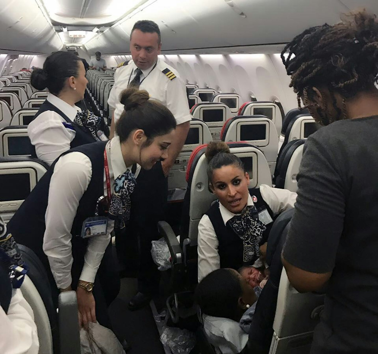 nafi-diaby-gives-birth-flight-42000ft-turkish-airlines-crew-baby-kadiju