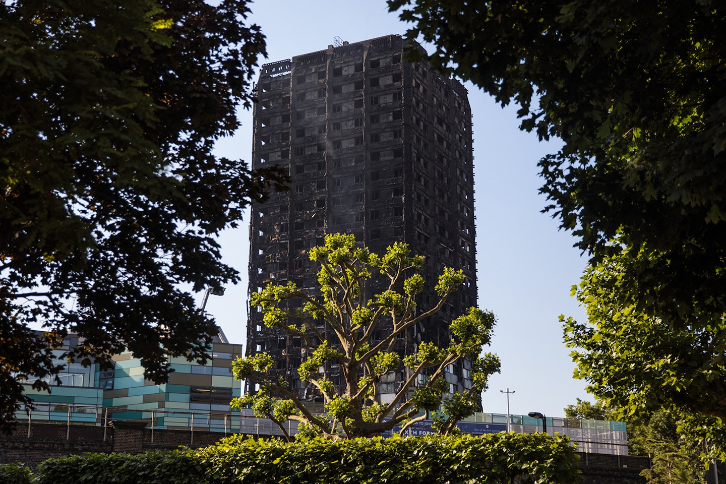 hero-dad-marcio-gomes-saved-family-21st-floor-home-grenfell-tower-fire-london