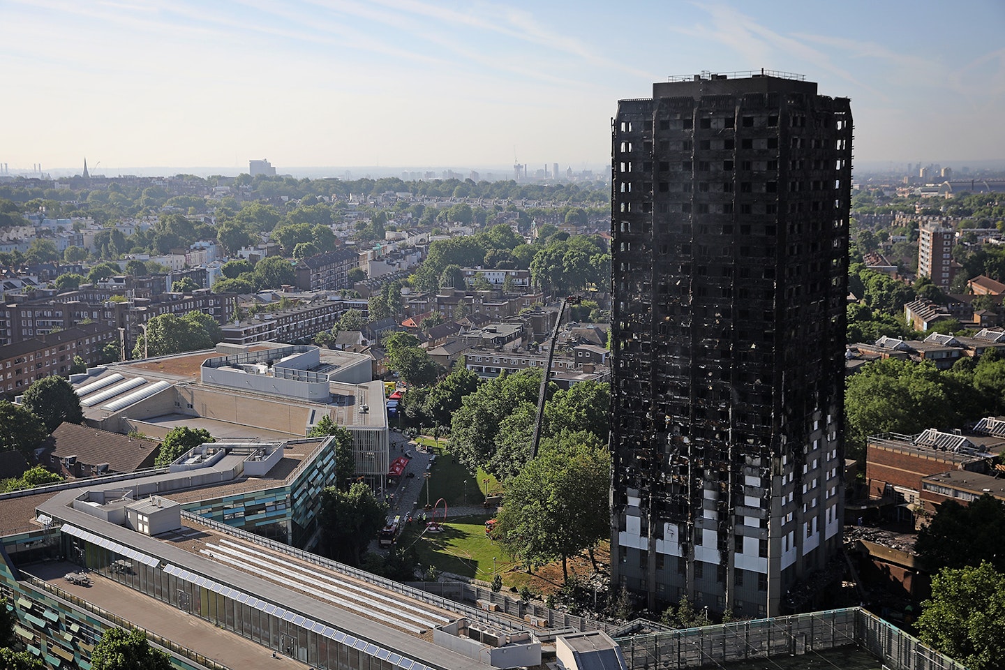 hero-dad-marcio-gomes-saved-family-21st-floor-home-grenfell-tower-fire-london