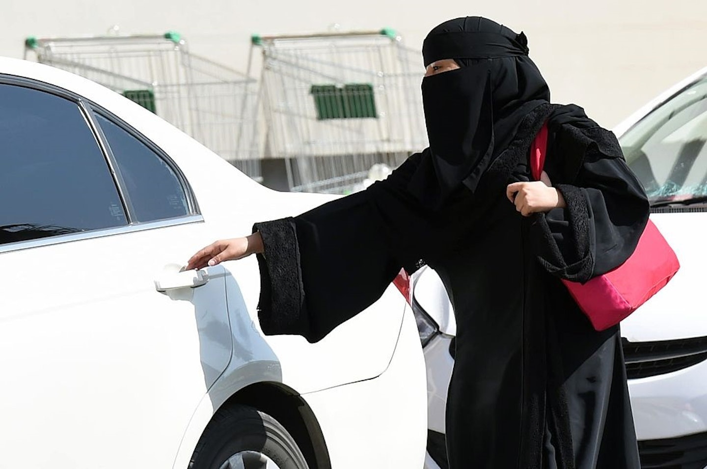 woman-saudi-arabia