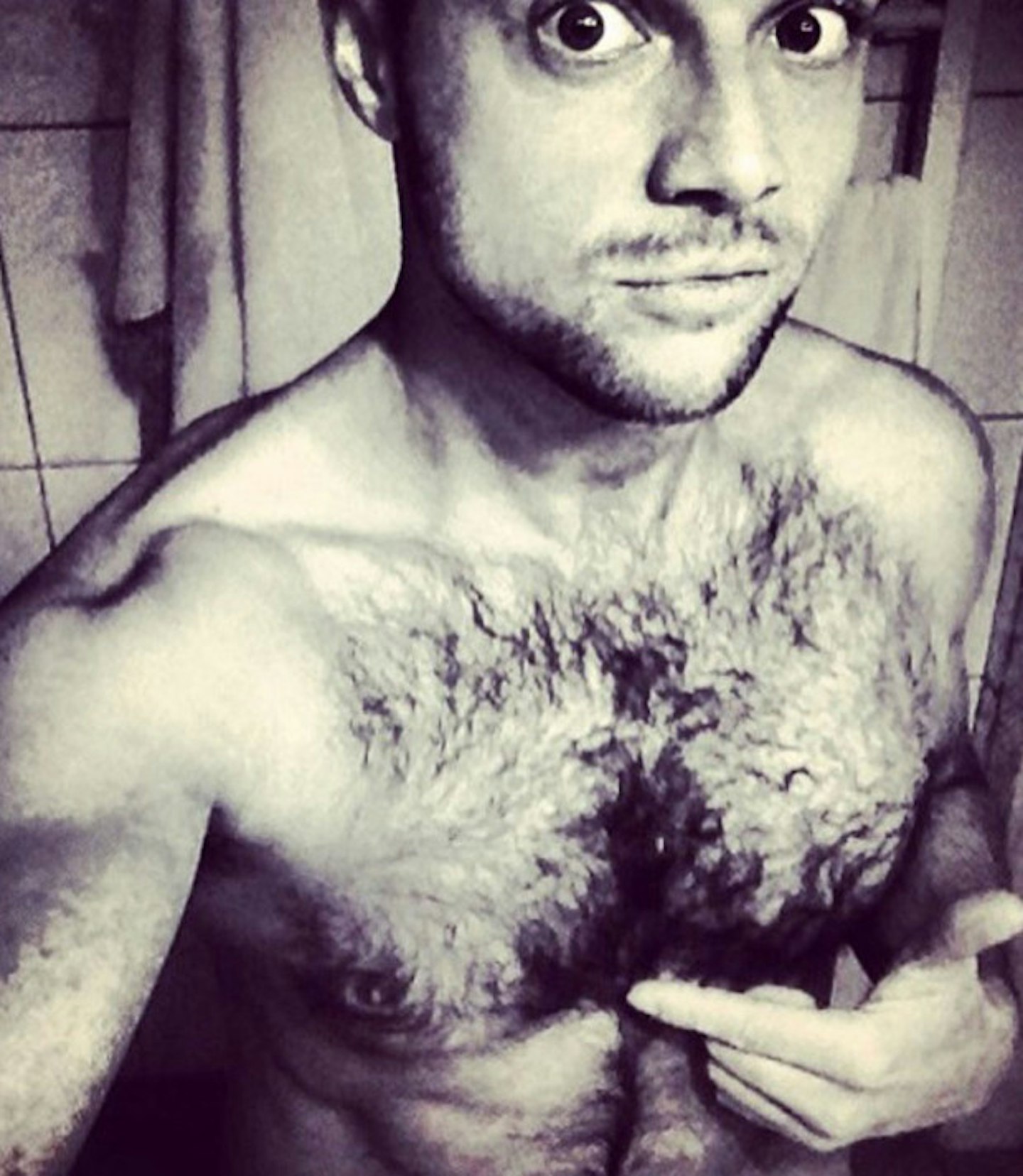 ben-adams-a1-topless-naked-picture