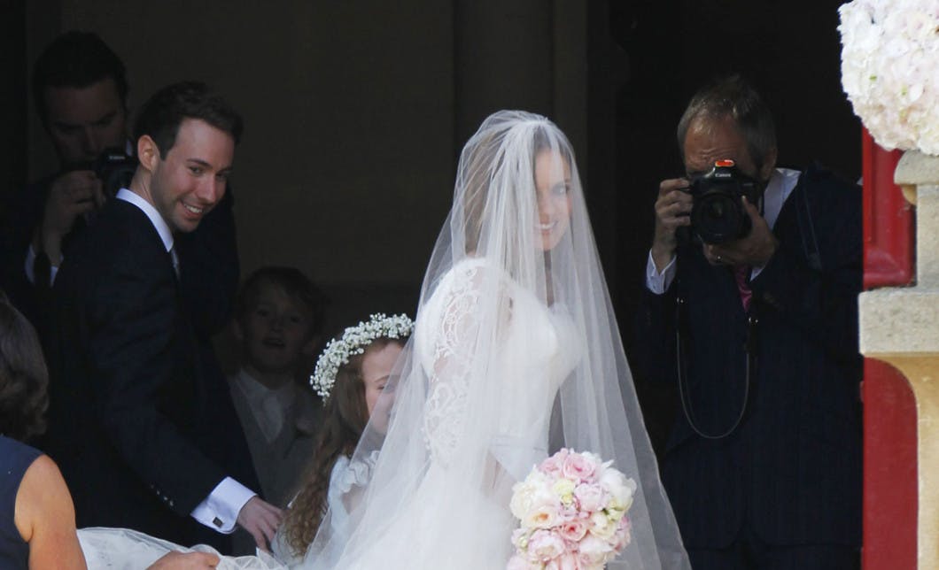 Geri Halliwell Gets Married In Traditional White Lace