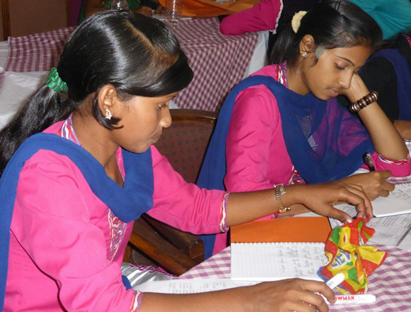 ‘Big Sisters’, who were trained through a partner organisation Shtrii Shakti (Women’s Power) to support ‘little sisters’ who were at risk of falling out of school.
