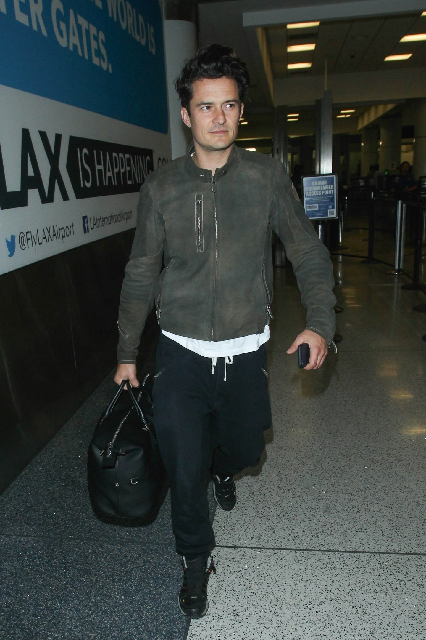orlando-bloom-los-angeles-airport