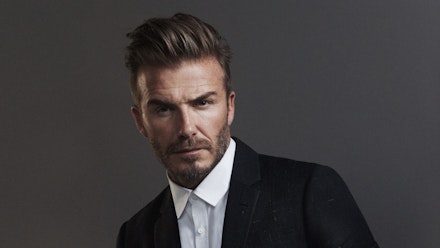 David Beckham Teams Up With Kevin Hart For Hilarious H M Campaign Grazia David Beckham Teams Up With Kevin Hart For Hilarious H M Campaign Grazia
