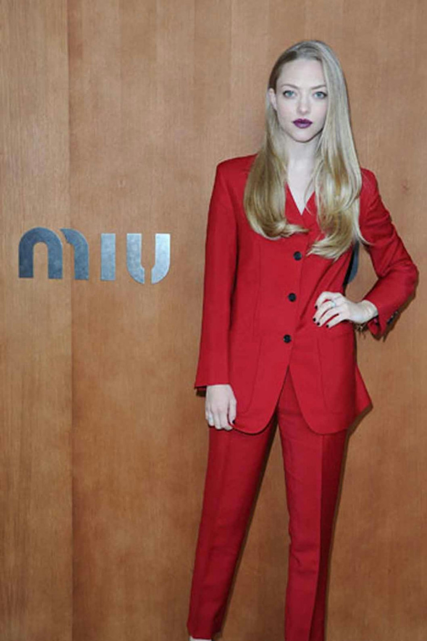 Amanda Seyfried prada red two piece suit