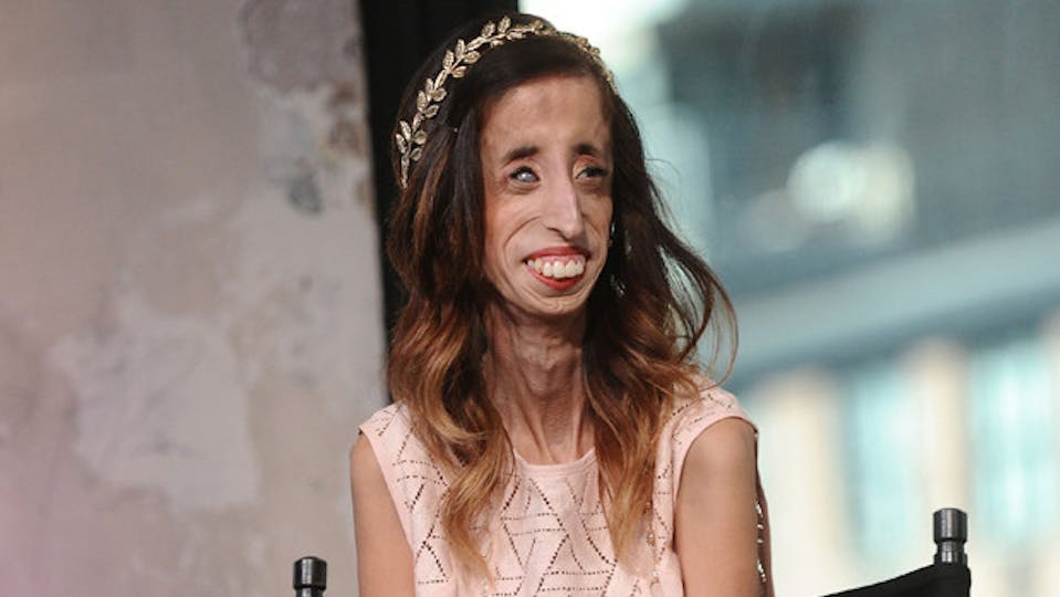 Lizzie Velasquez Campaigns Against Bullying With ‘i’m With Lizzie’ Grazia