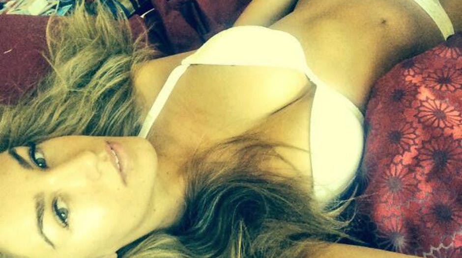 Amy Willerton posts underwear selfie Celebrity channel name