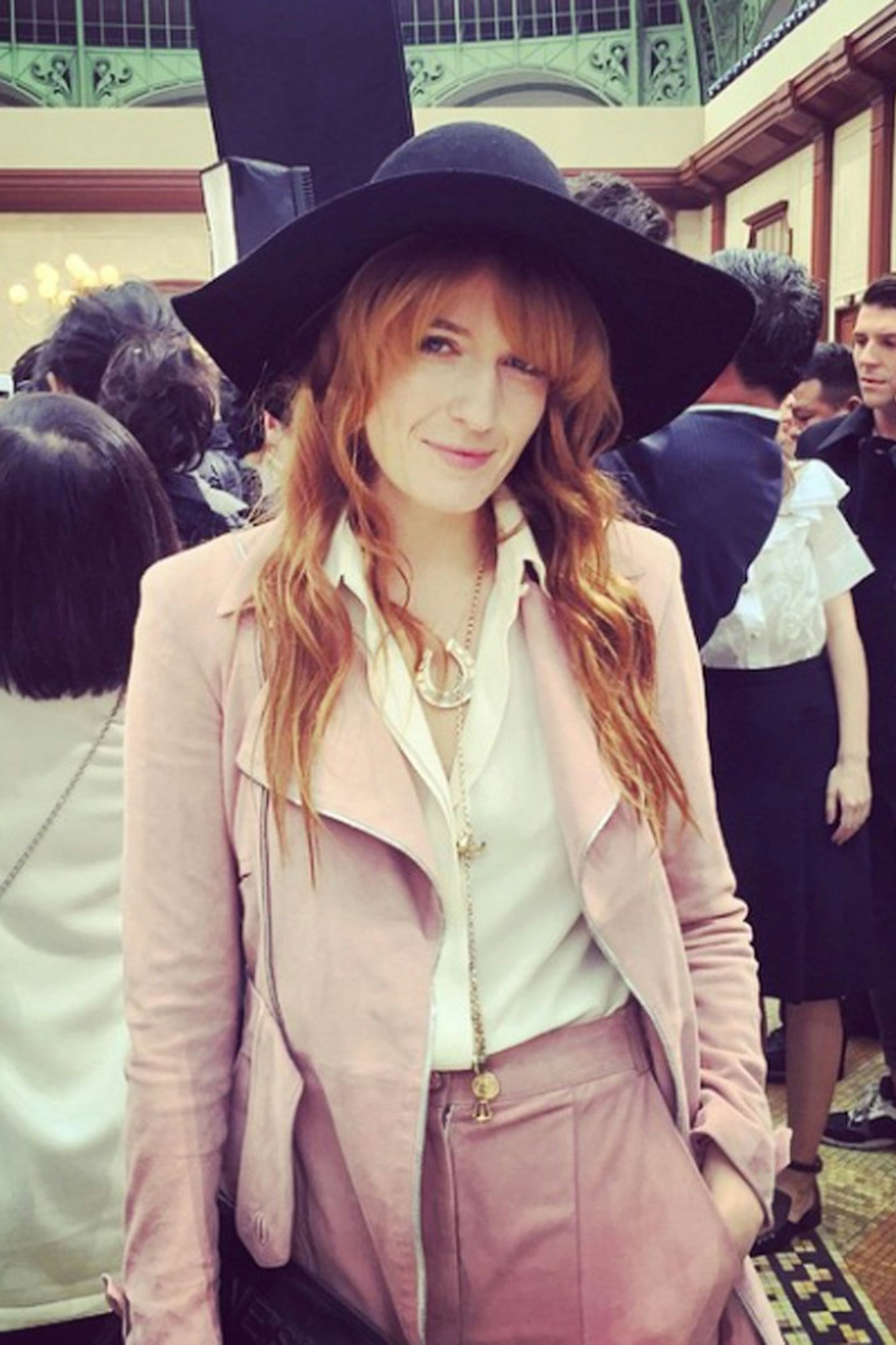 Florence-Welch-Chanel-show
