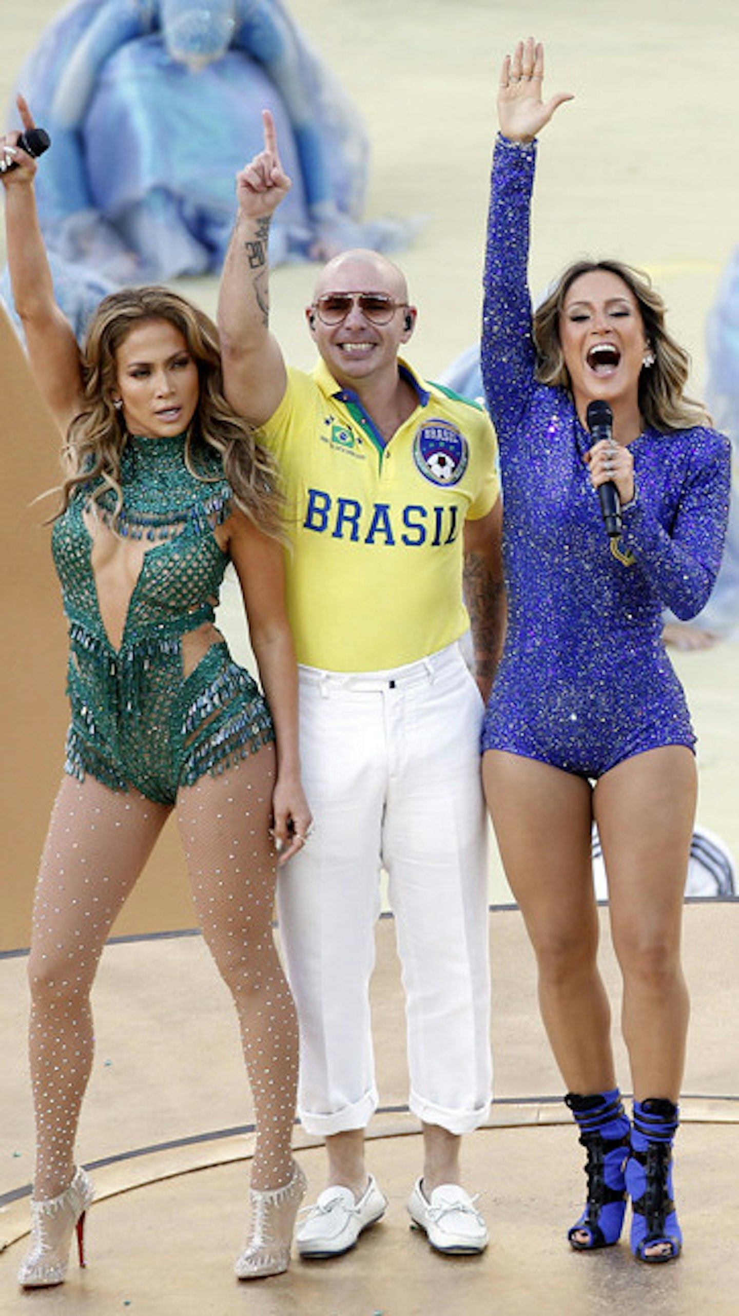 J.Lo with Pitbull and Claudia