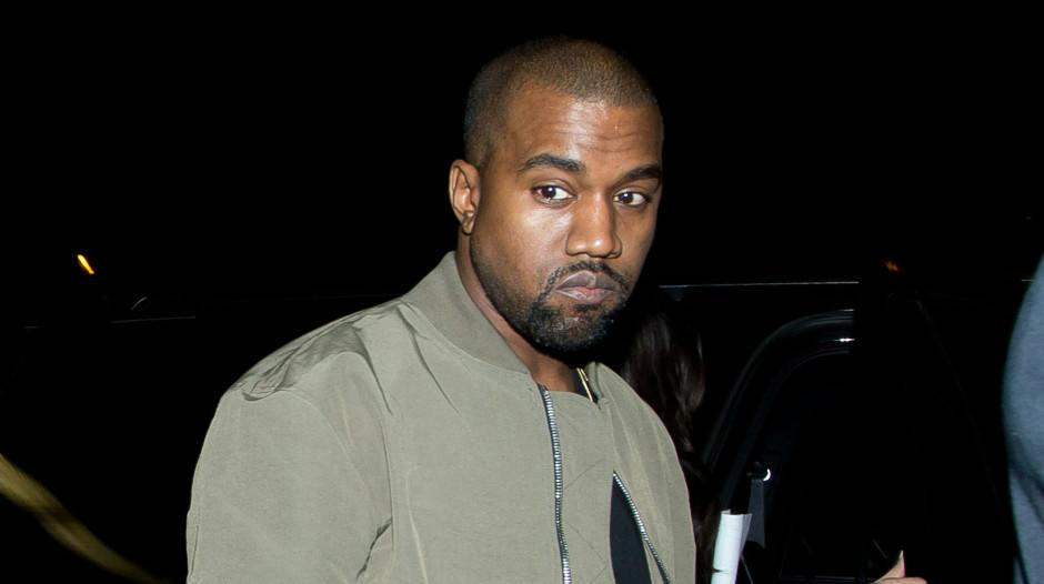 AWKWARD ALERT: Kanye West’s old blog shows him fancying Kim Kardashian ...