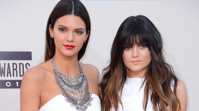Kendall and Kylie Jenner speak out about their parent’s separation Closer(02)
