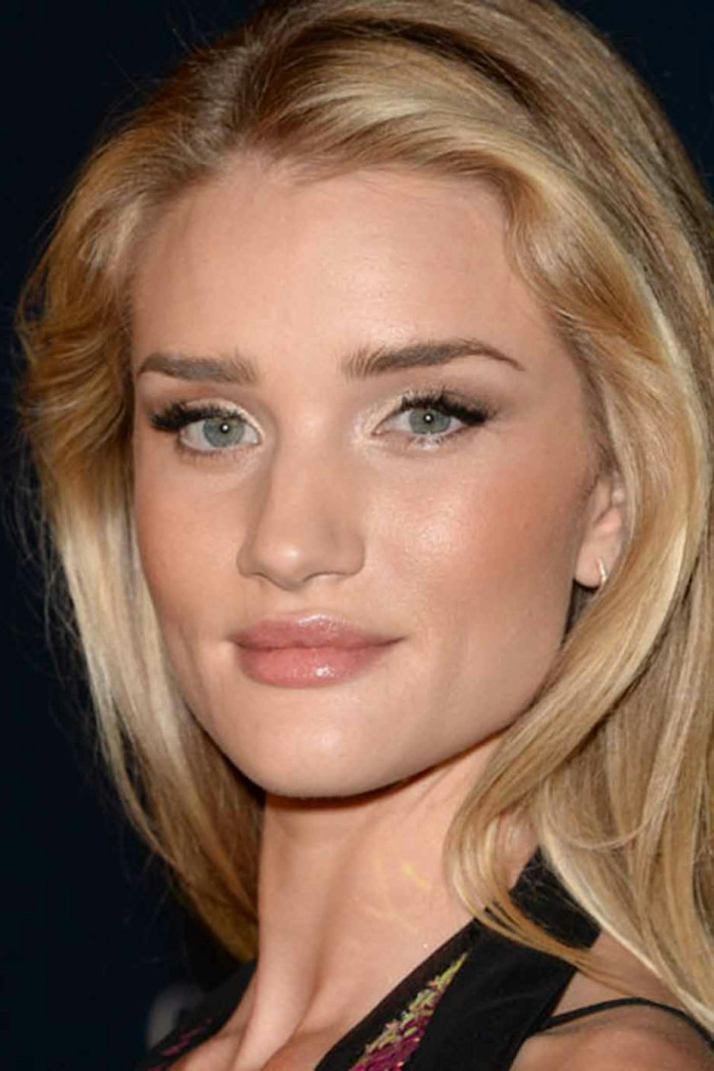 the many faces of rosie huntington whiteley 5