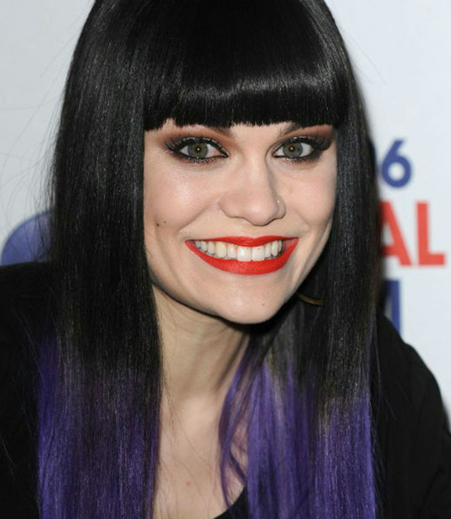 jessie-j-purple-black-wig
