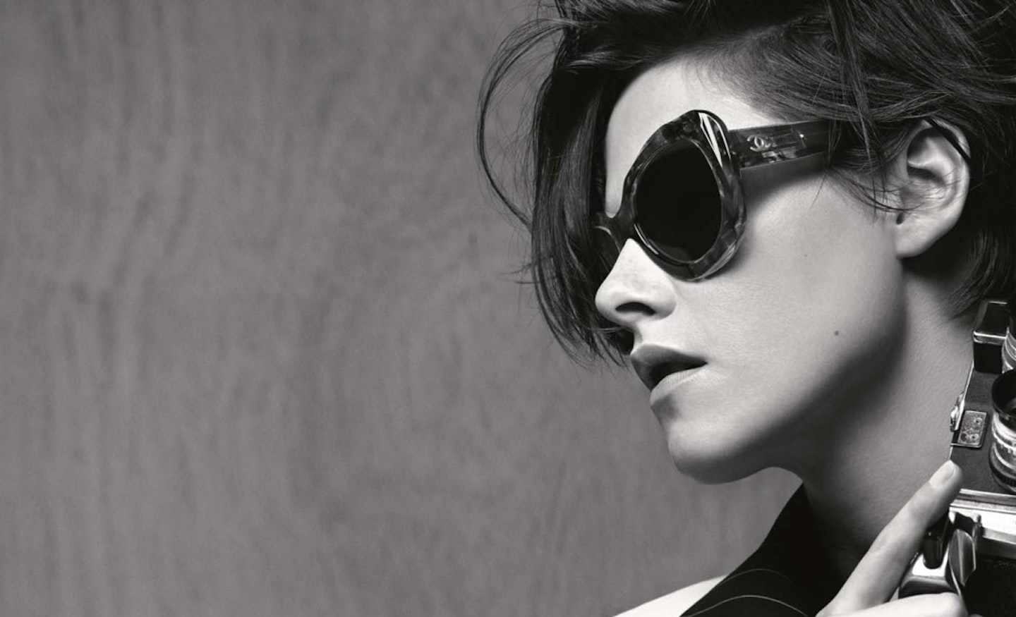 06_CHANEL_eyewear_Spring_Summer_2015_collection_Ad_campaign_pictures_by_Karl_Lagerfeld_HD