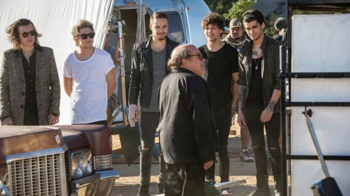 one-direction-steal-my-girl-danny-devito12