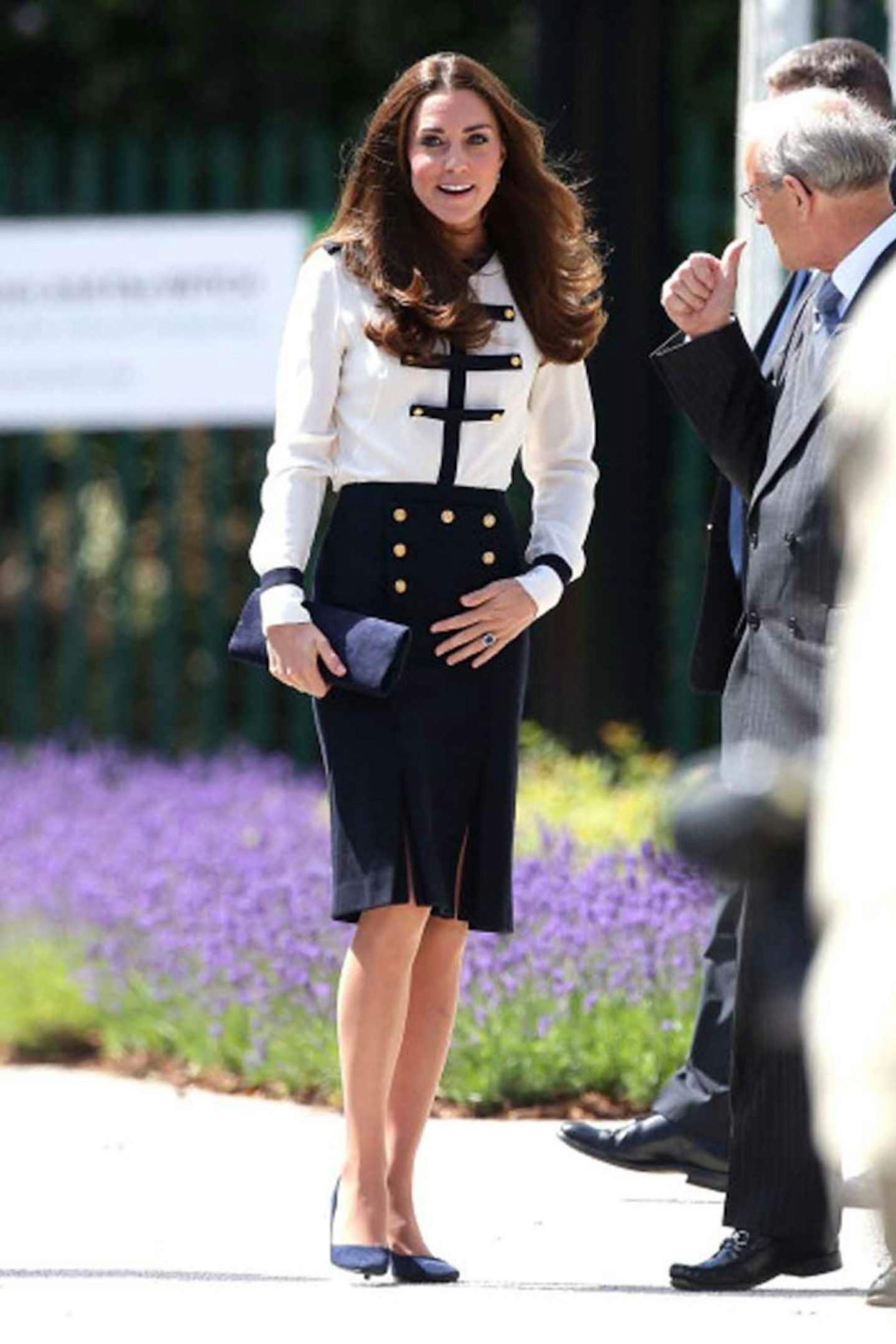 5 Kate Middleton style military outfit
