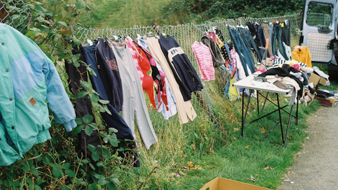 How To Make Some Easy Cash By Selling Your Old Shit At A Jumble  Or Car Boot Sale This Summer