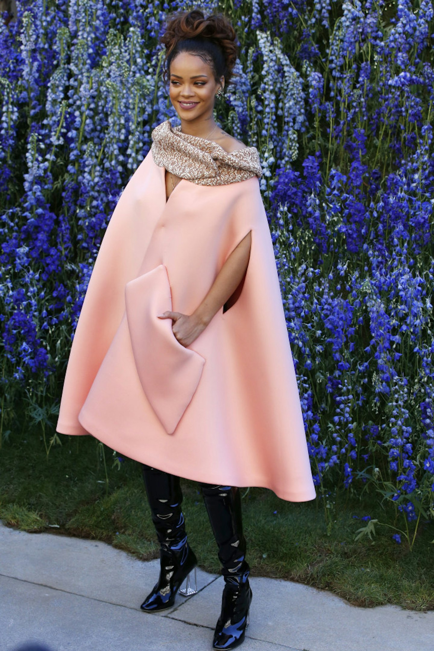 Christian Dior >>