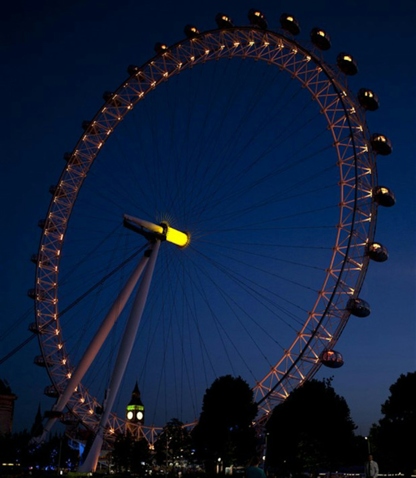 london-eye-houses-parliament-night