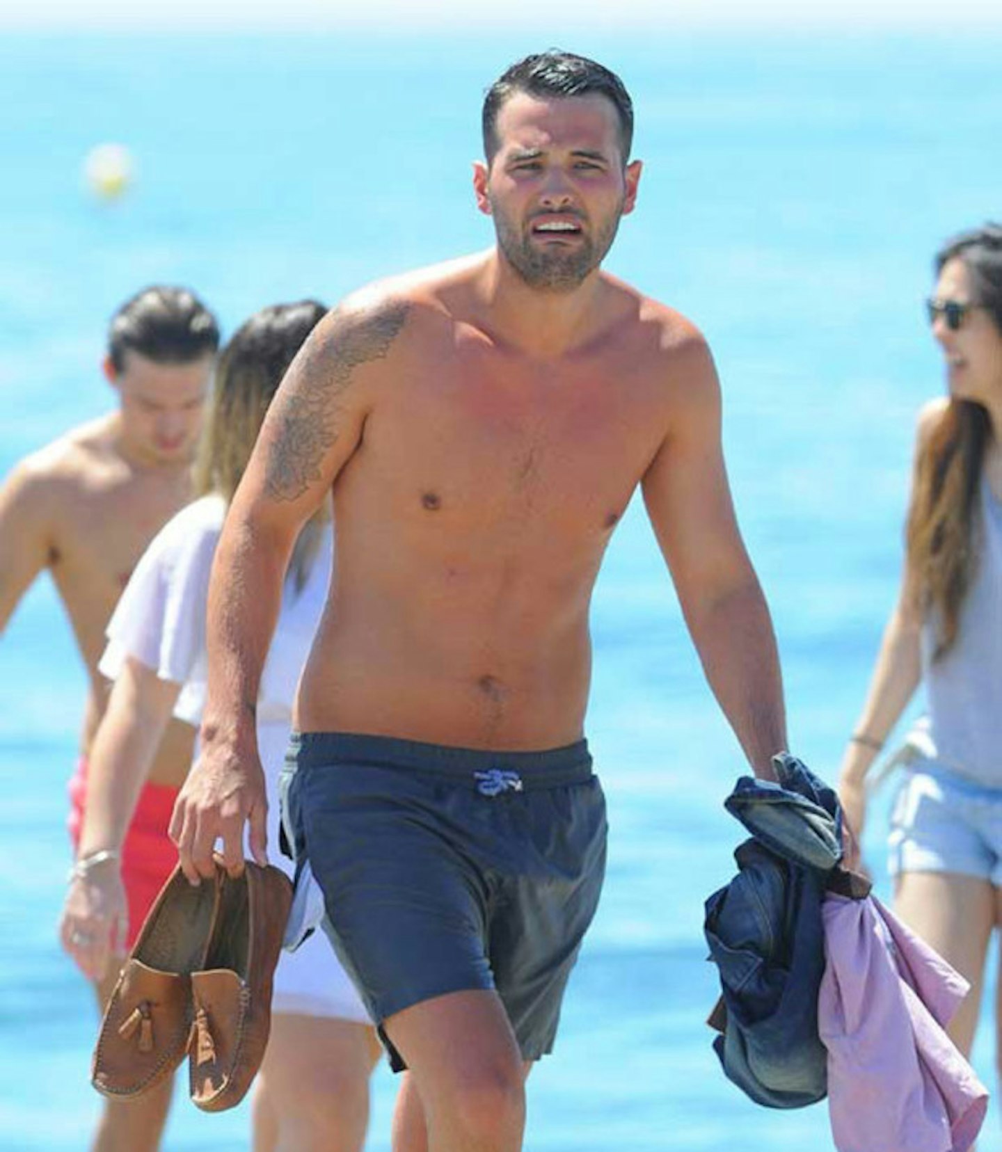 Ricky Rayment. Good face. Excellent face skills.