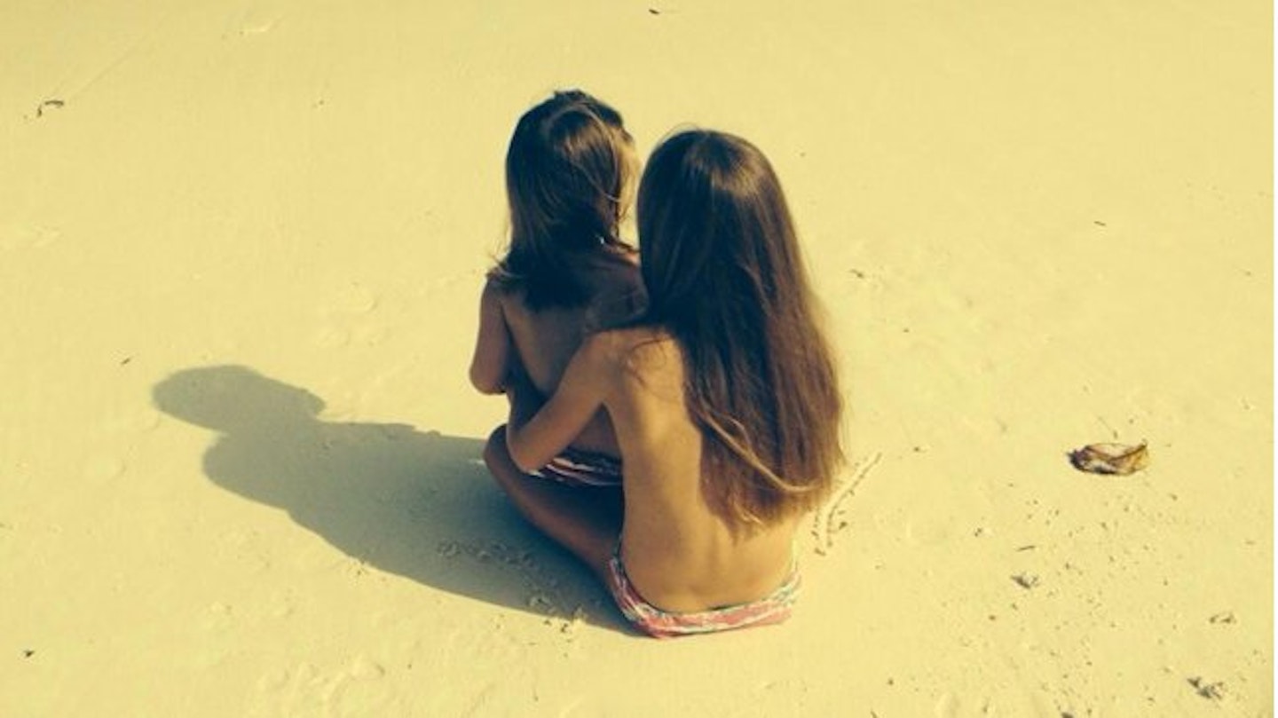 Amanda shared this pic of her daughters Alexa and Hollie Rose.