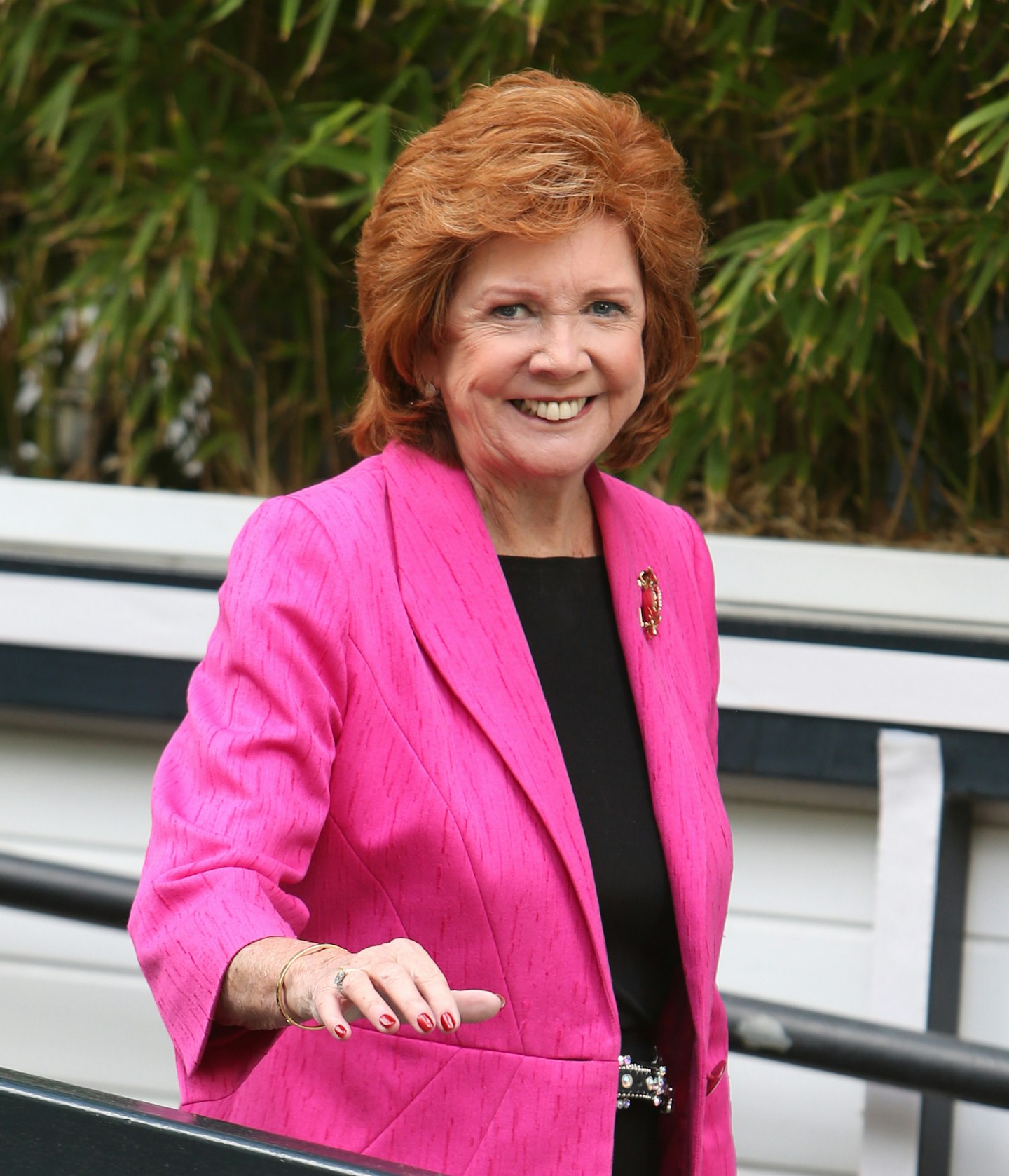 cilla-black-pink-jacket-white-top