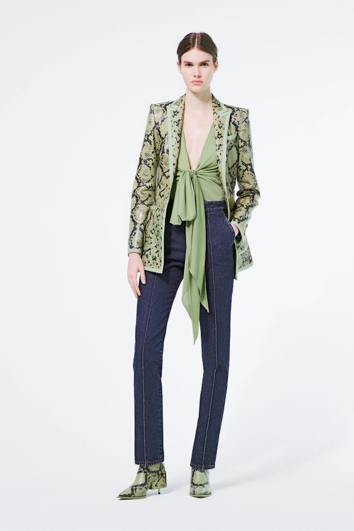 LOOK_16