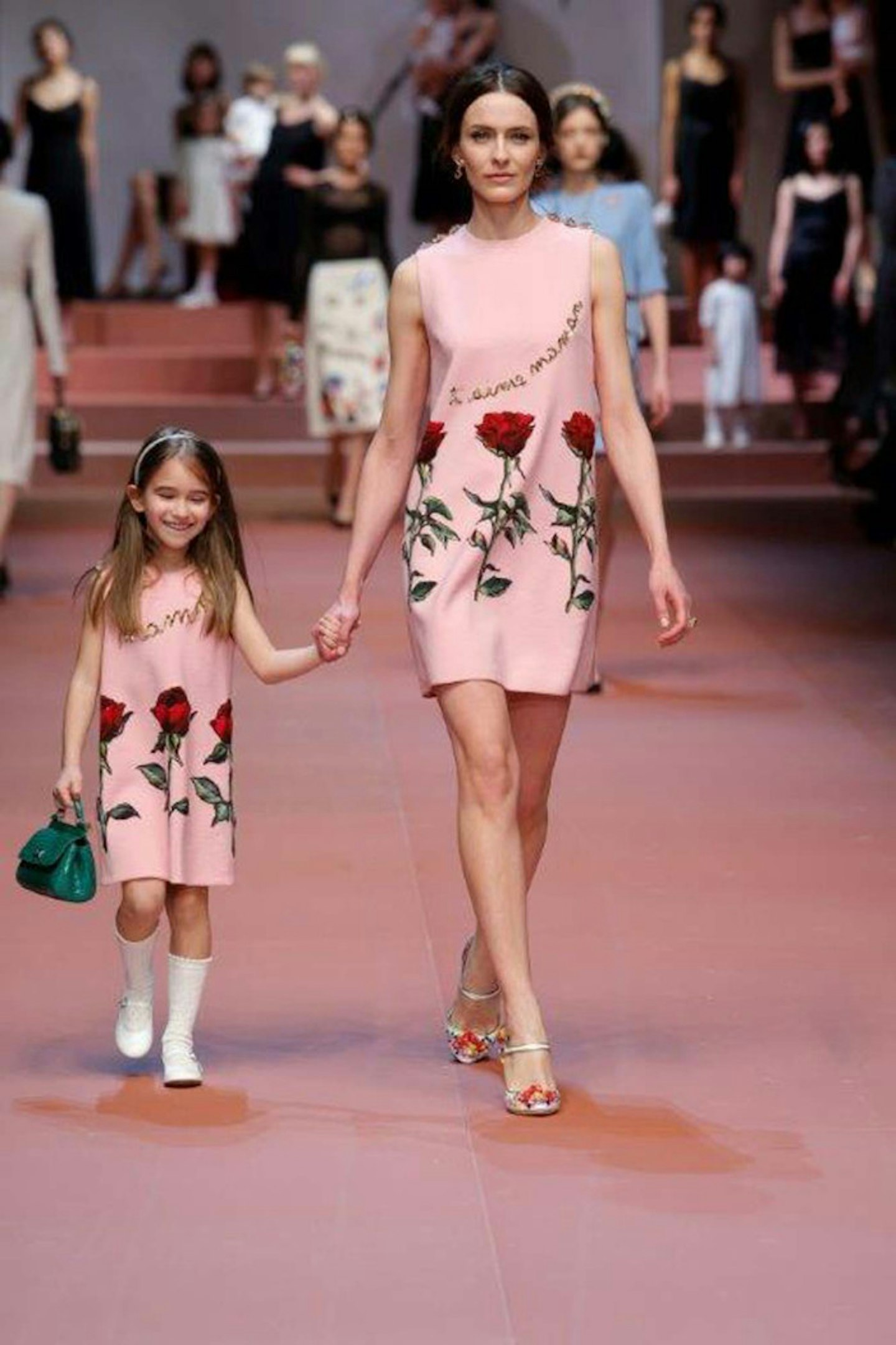 DOLCE&GABBANA WOMEN WINTER 16 (9)